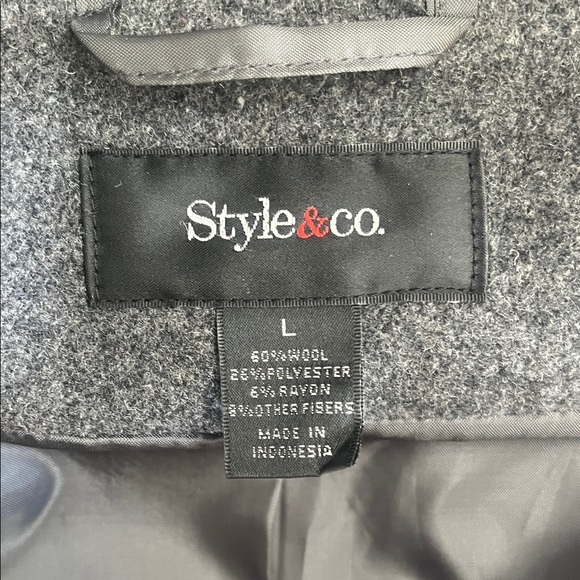 EUC Style & Co. Gray Trench Coat (L) - Picture 9 of 10